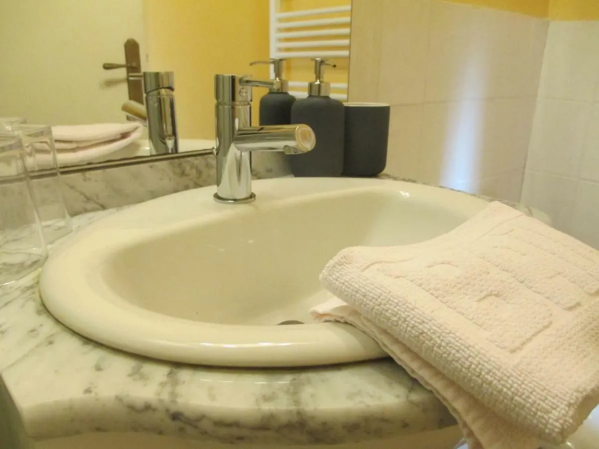 Camarès Au Prieure Saint Jean B&B 프랑스
